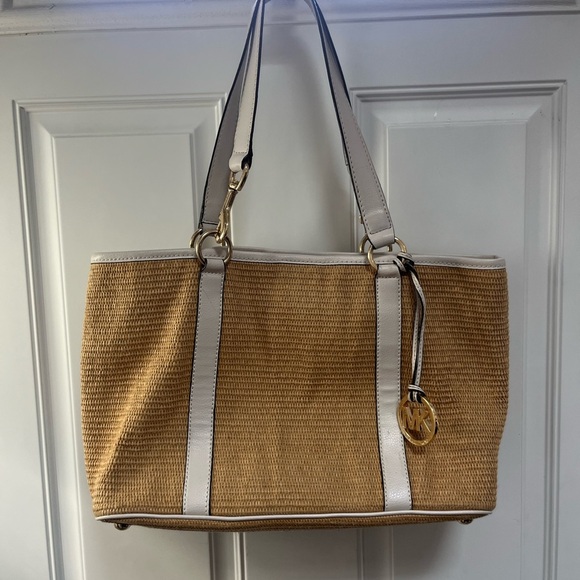 Michael Kors Handbags - Michael Kors straw Rosalie tote shoulder bag